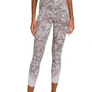 Lululemon Wunder Under Scalloped Hem High-Rise Crop 23" Size 2